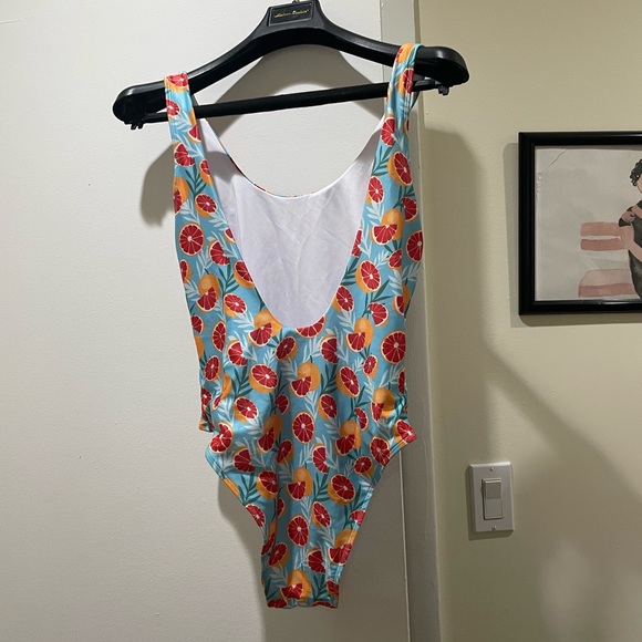 Brand New/ Never Worn Hayley Elsaesser Blood Orange Print One Piece Swimsuit XXL - Picture 2 of 6